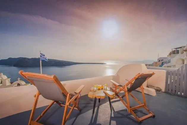 Santa Irini Nano Oia Villa