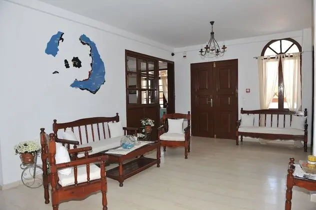 Hotel Santa Irini - Lobi