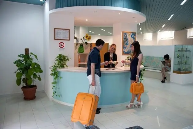 Hotel Santa Lucia - Lobi