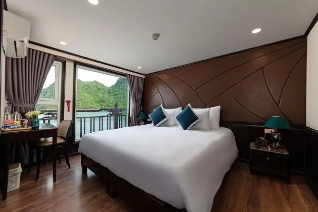 Santa Maria Cruises Halong Bay - Oda