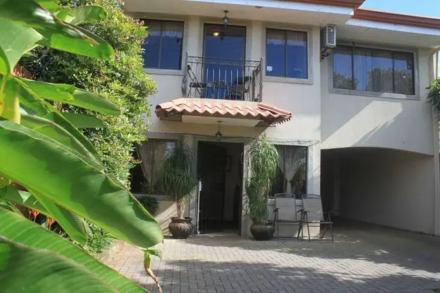 Santa Maria Inn