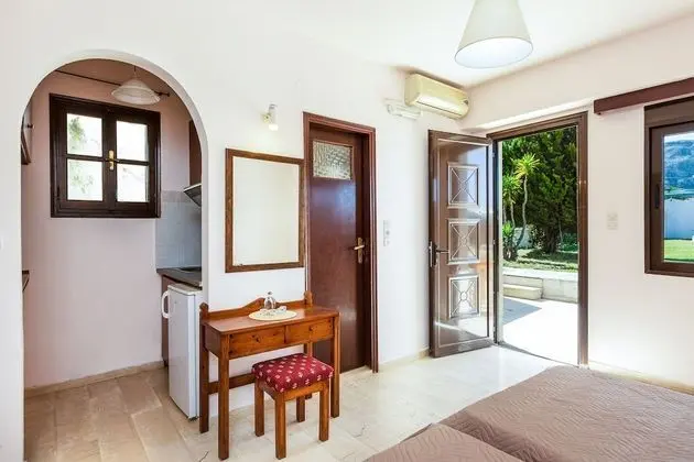 Santa Maria Studios & Apartments - İç Mekan