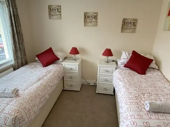 Santa Rosa - 4 Bedroom Holiday Home - Oda