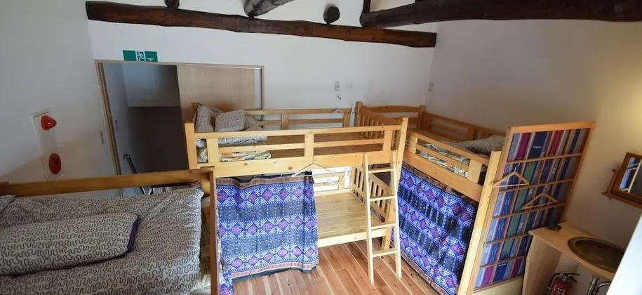 Santana Guest House Kyoto - Hostel - Oda