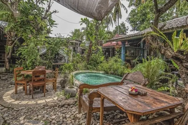 Santhiku Hotel, Villas, Yoga & SPA - Havuz