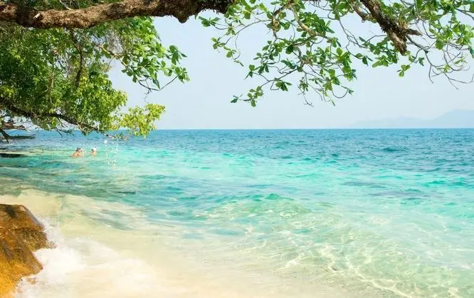 Santhiya Tree Koh Chang Resort - - Plaj