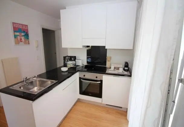 Santi Apartment Few Min From Lake