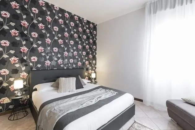 Santi Apostoli Venice Apartment