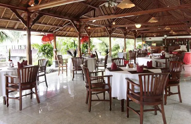 Santi Mandala Villa & Spa