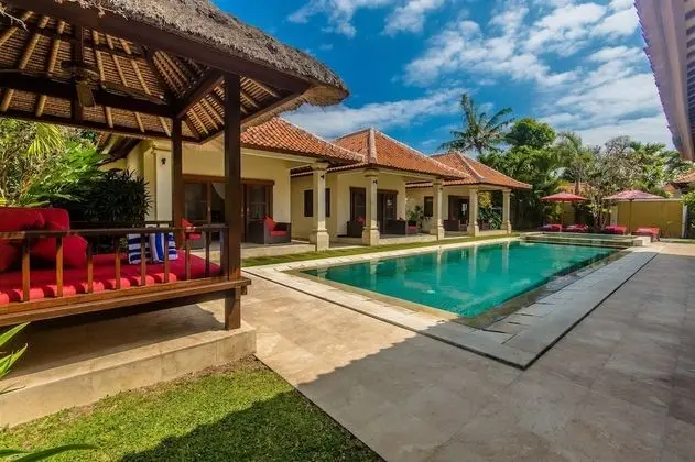 Villa Santi