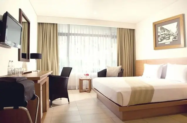 Hotel Santika Bandung - CHSE Certified - Oda