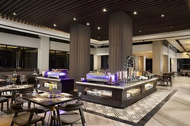 Hotel Santika Premiere Padang - CHSE Certified - Yerinde Yemek