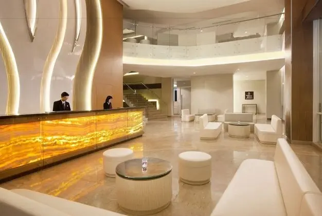 Hotel Santika Radial Palembang - Lobi