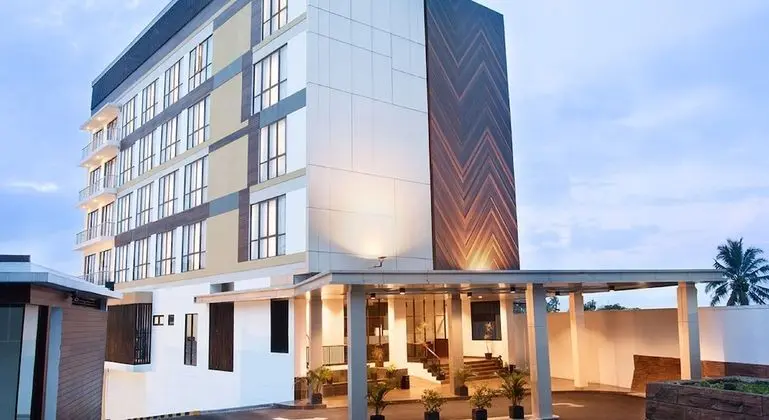Hotel Santika Sukabumi - CHSE Certified