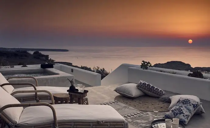 Santo Maris Oia, Luxury Suites & Spa