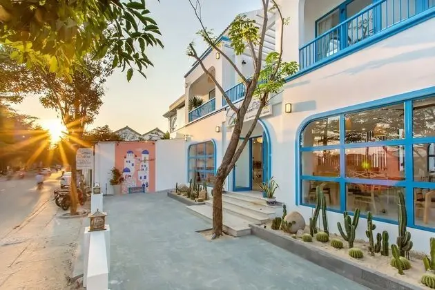 Santorin HoiAn Villa - Dış Mekan