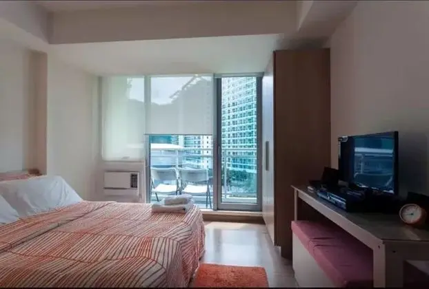 Santorini 1 Bedroom Condo at Azure Urban Residences - Oda