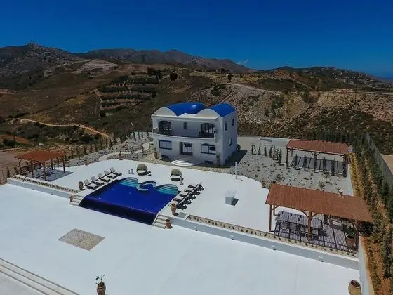 Villa Santorini, Wine Dark Sea Villas - Dış Mekan
