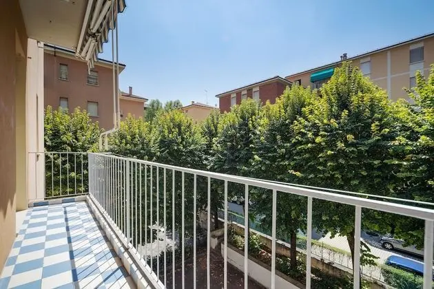 Sant'Orsola Colorful Huge Apartment