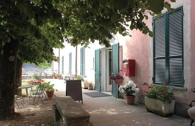 Santuario Nostra Signora di Soviore - Dış Mekan