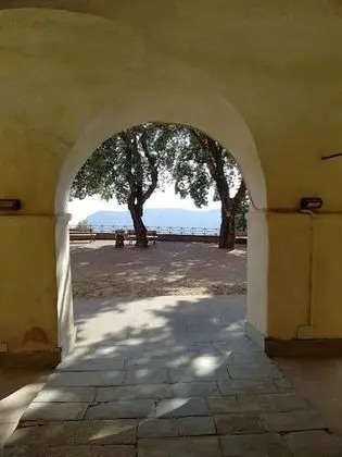 Santuario Nostra Signora di Soviore - İç Mekan