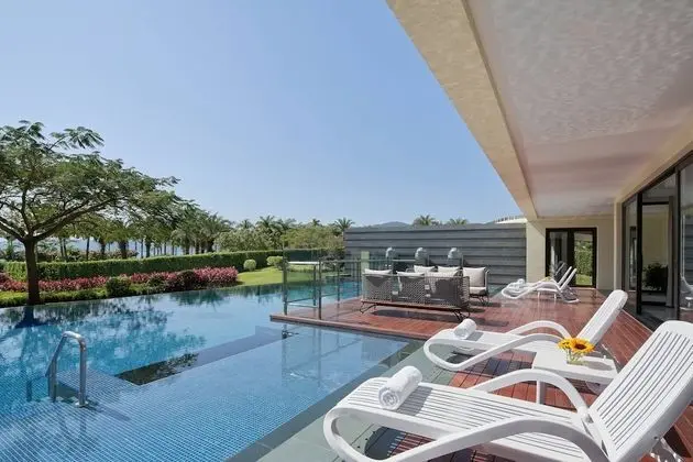 Sanya Marriott Yalong Bay Resort & Spa - Havuz