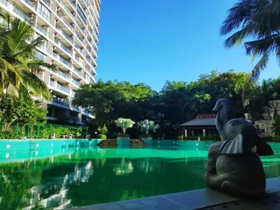 Sanya Sea View Holiday Apartment - Havuz