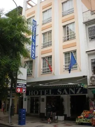 Hotel Sanz - Dış Mekan