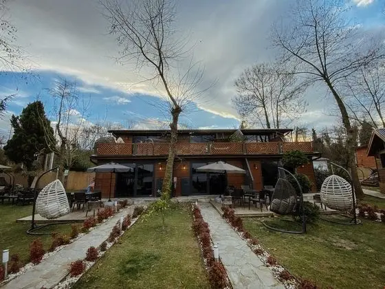 Sapanca Kıyı Bungalov - Cafe - Dış Mekan