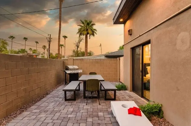 Sapphire By Avantstay Spacious Modern Getaway w/ Pool & Outdoor Grill TPT #21265713 - İç Mekan