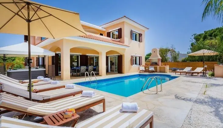 Villa Sapphire