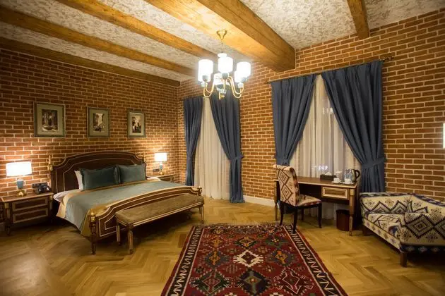 Sapphire Bayil Hotel