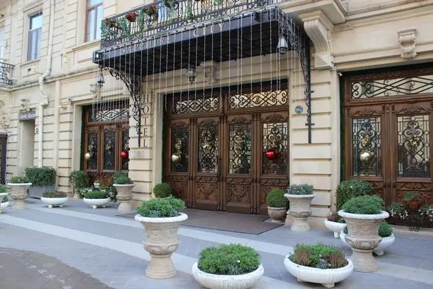 Sapphire City Hotel