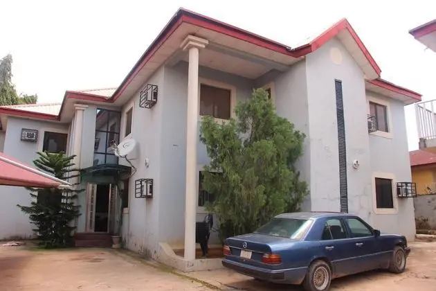 Sapphire Guest House