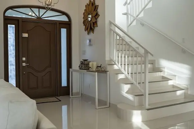 The Sapphire Villa - Lobi