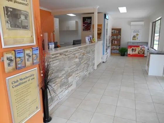 Sapphire Valley Holiday Park - Lobi