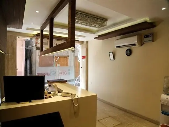Hotel Sapphire - Lobi