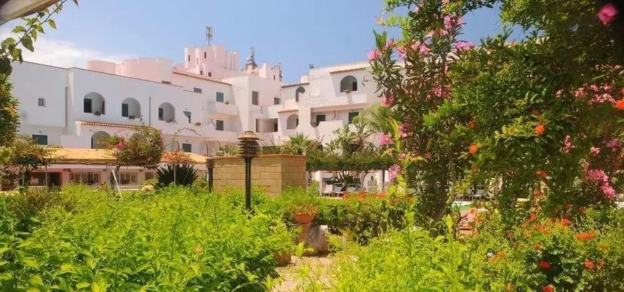 Saracen Sands Resort & Congress Center