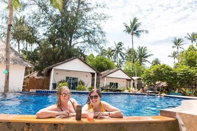 Sarana Bungalows - Havuz