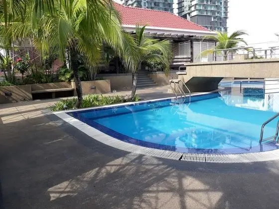 Sarang Mutiara Apartment - Havuz