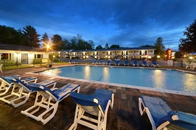 Saratoga Turf and Spa - Dış Mekan