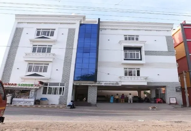 Saravanas lodge