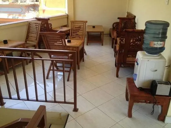 Sari Buana Bed & Breakfast - Yerinde Yemek