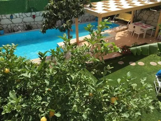 Sarı Köşk Butik Otel Alaçatı - Dış Mekanlar