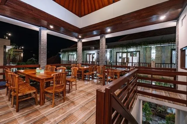 Sari Nusa Inn - Yerinde Yemek