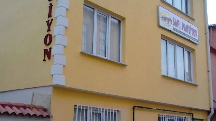 Sarı Pansiyon