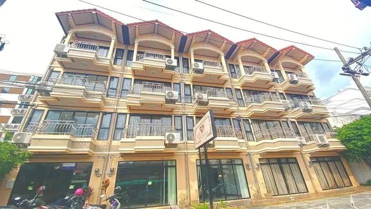 Sarim Patong Palace