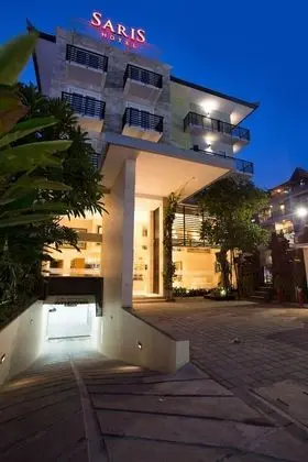 Saris Hotel Kuta - Dış Mekan