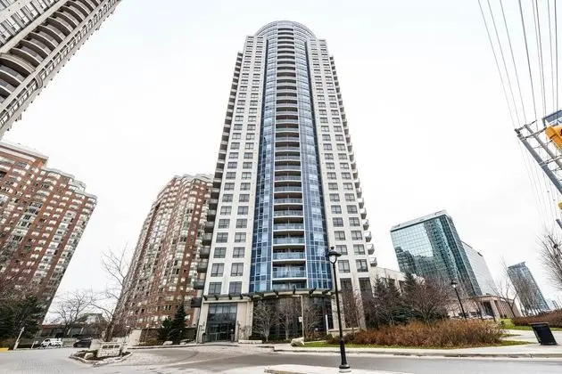 Sarkar Suites - 330 Burnhamthorpe Road - Dış Mekan