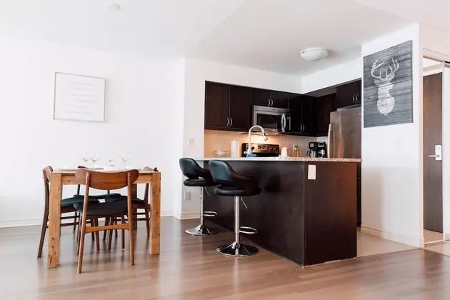Sarkar Suites - Downtown Apartments - Oda Düzeni